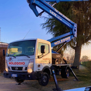 PIATTAFORMA AEREA AUTOCARRATA CTE Zed ALLESTITA SU NISSAN NT400 - 20 mt
