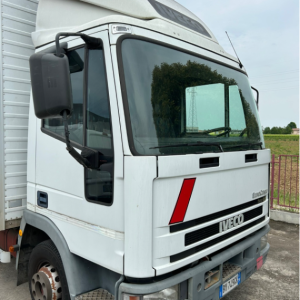 Furgone Iveco 75E15