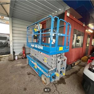 Piattaforma verticale a pantografo Genie 3246